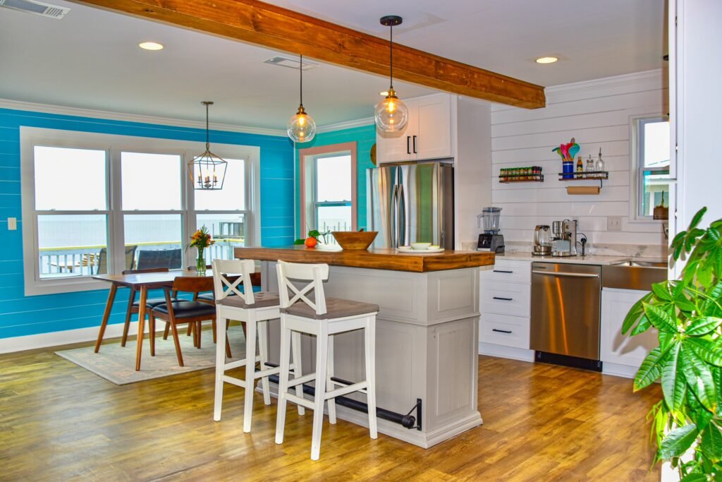 Waterfront Paradise -Fairhope vacation rental on the bay-kitchen, dining room view
