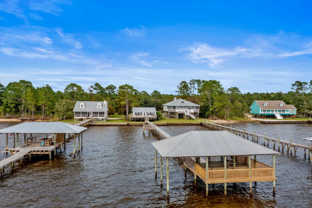 Charming Bayfront Cottage - private pier - Fairhope rental on the bay