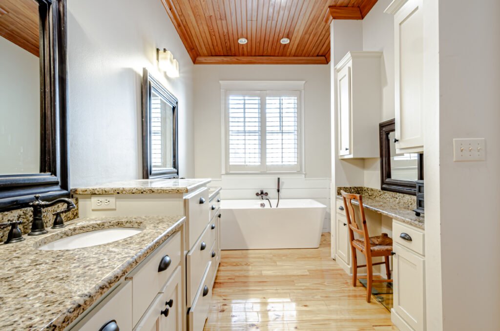 Emerson House - vacation rental in Fairhope AL - master bathroom